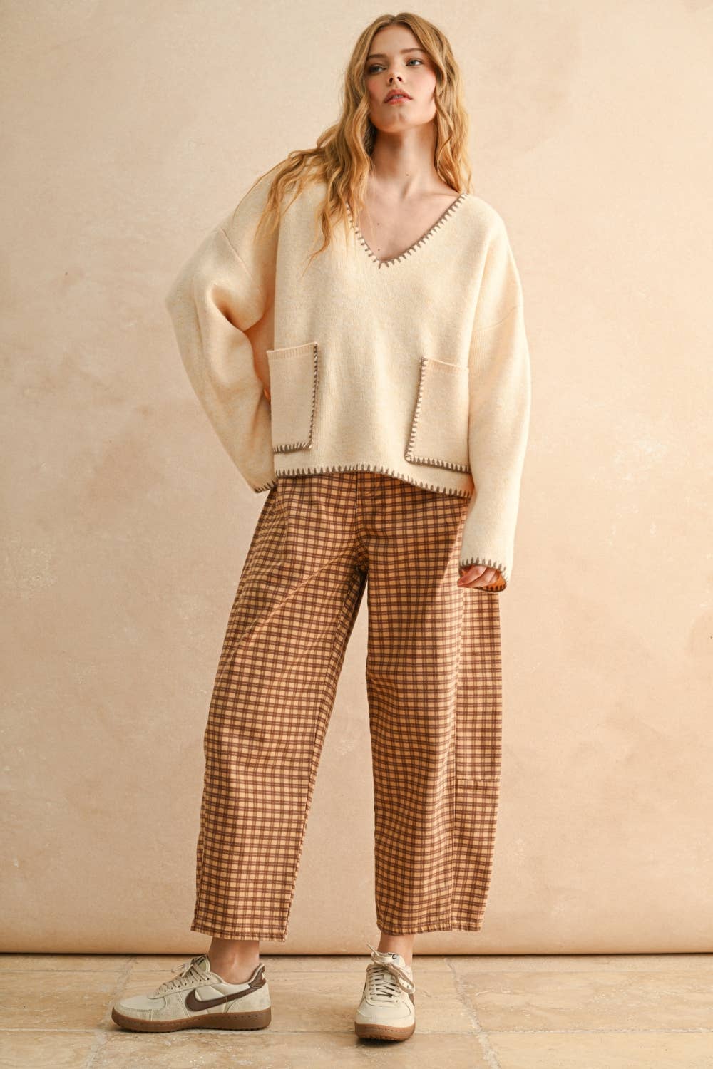 MIou Muse | Mini Checker Pattern Barrel Pants