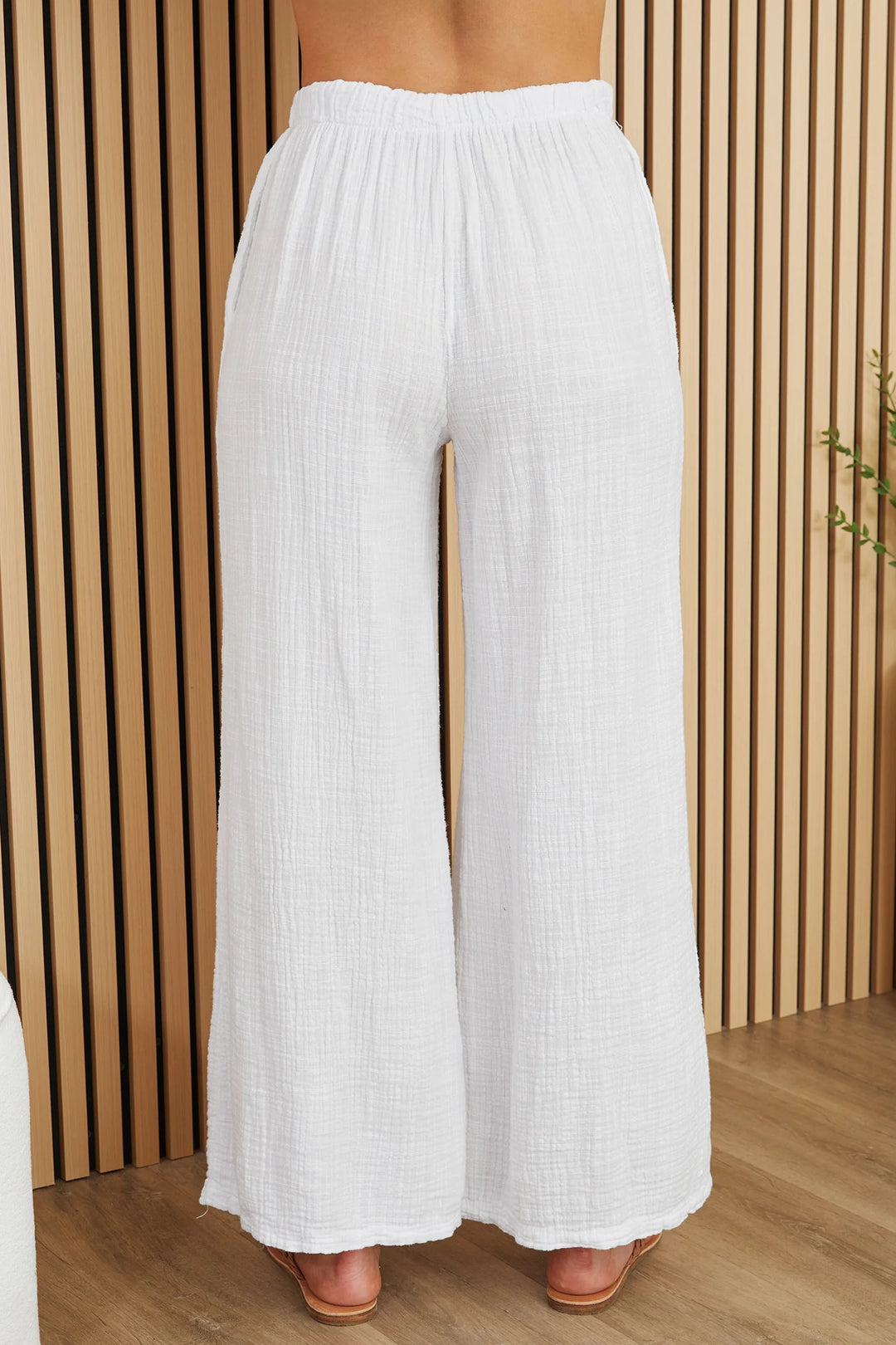 Milio Milano | Textured Wide Leg Pants With Pockets