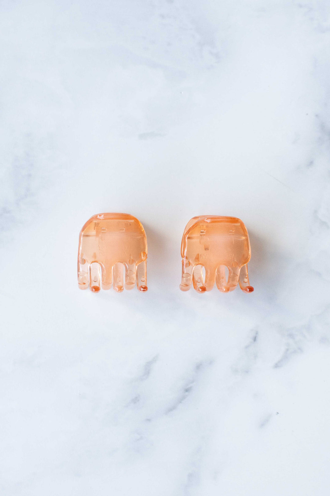 Tiepology | Glossy Basic Hair Claw Clip