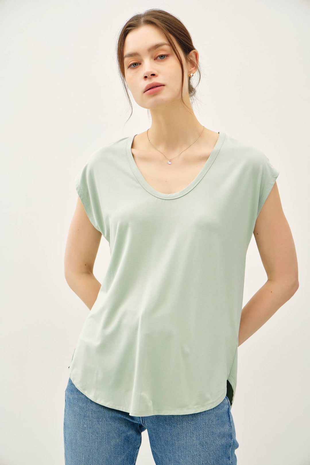 Be Cool | Bamboo Basic Scoop Neck Cap Sleeve Tee