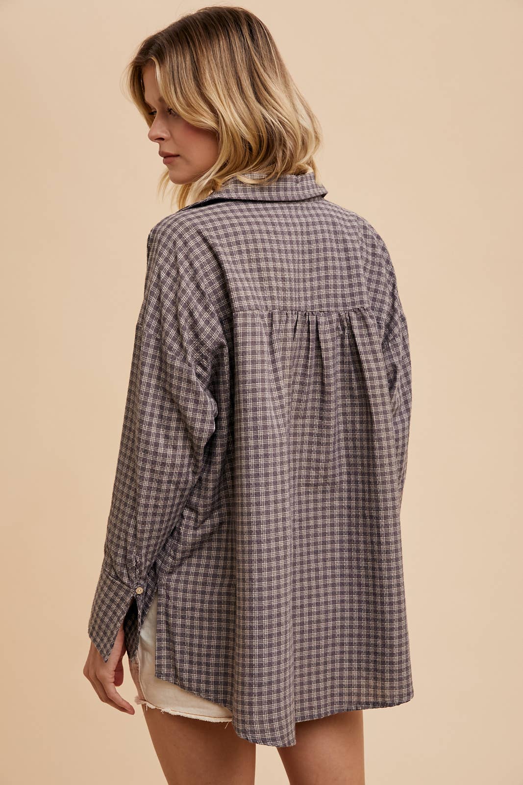 In Loom | V Neck Collared Shirt