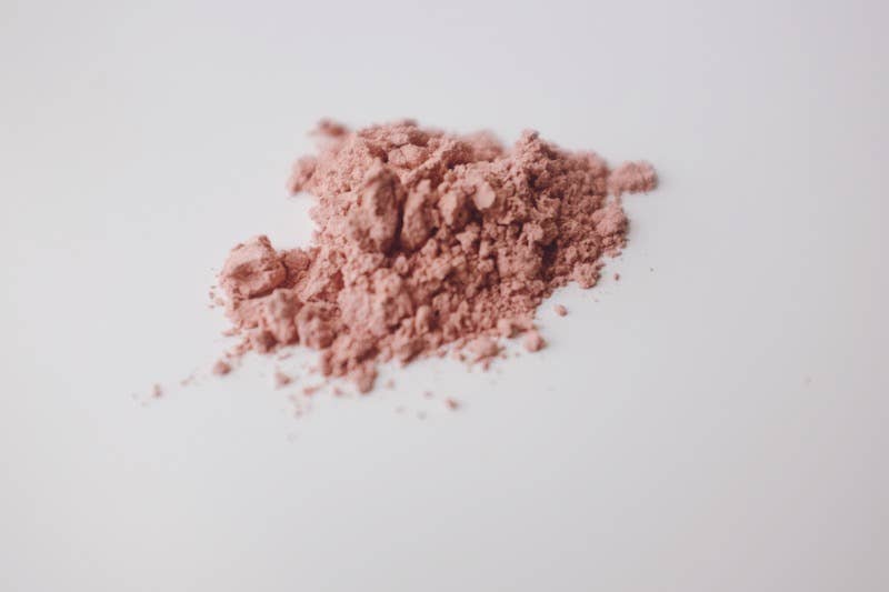 Bell Mountain Naturals | Pink Theory Clay face mask. .5 oz compostable sample pack.