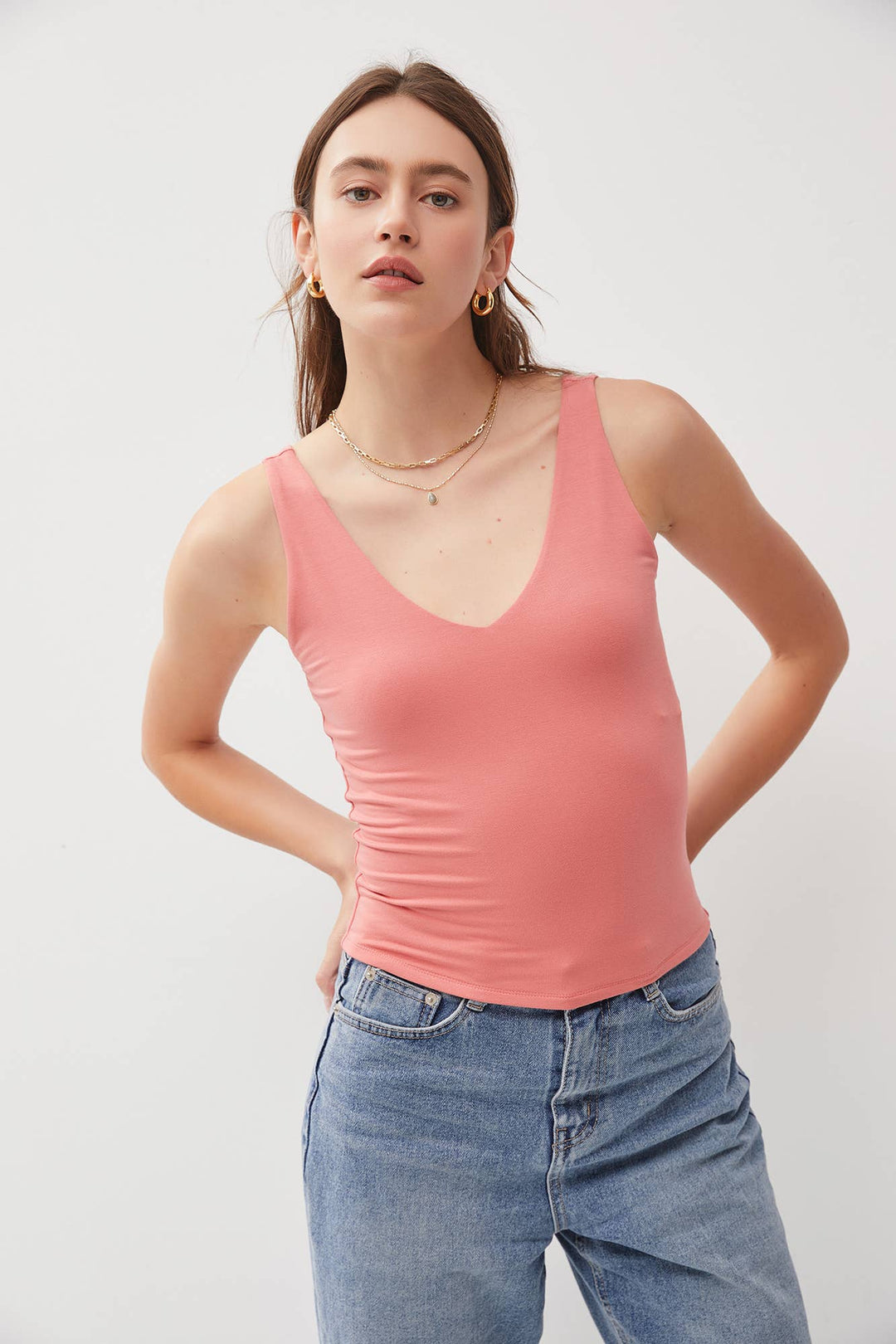 Be Cool | Basic Round Neck Tank Top