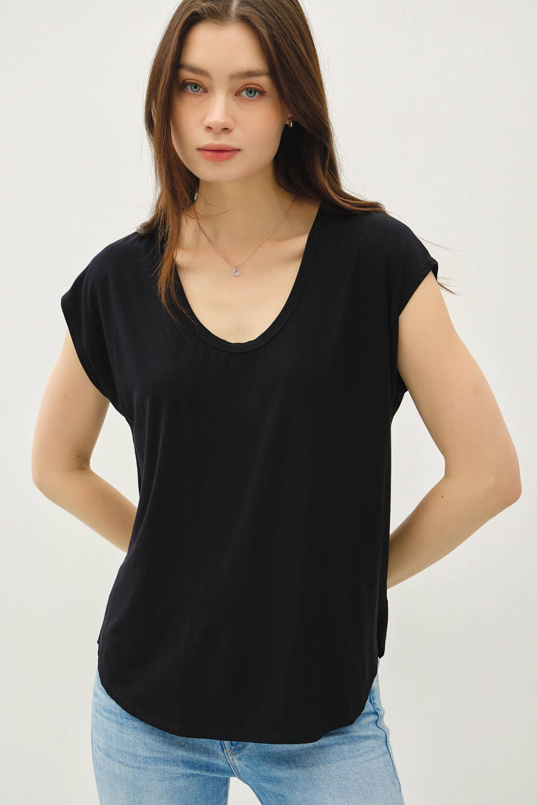 Be Cool | Bamboo Basic Scoop Neck Cap Sleeve Tee