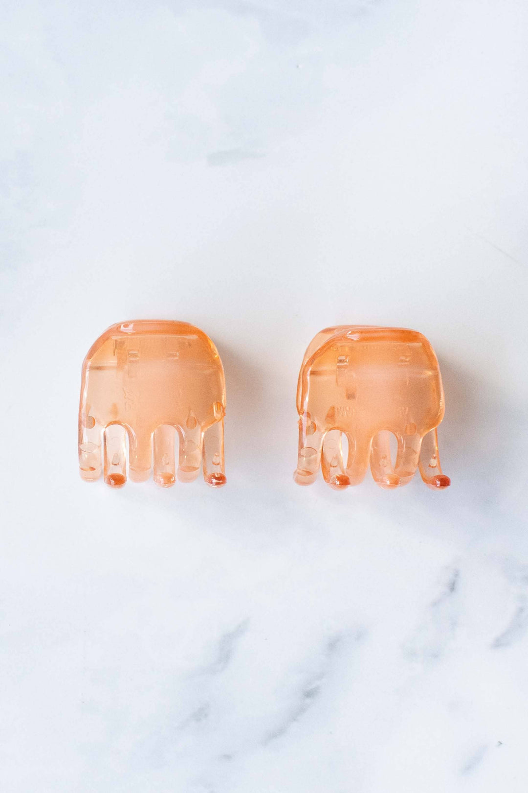 Tiepology | Glossy Basic Hair Claw Clip