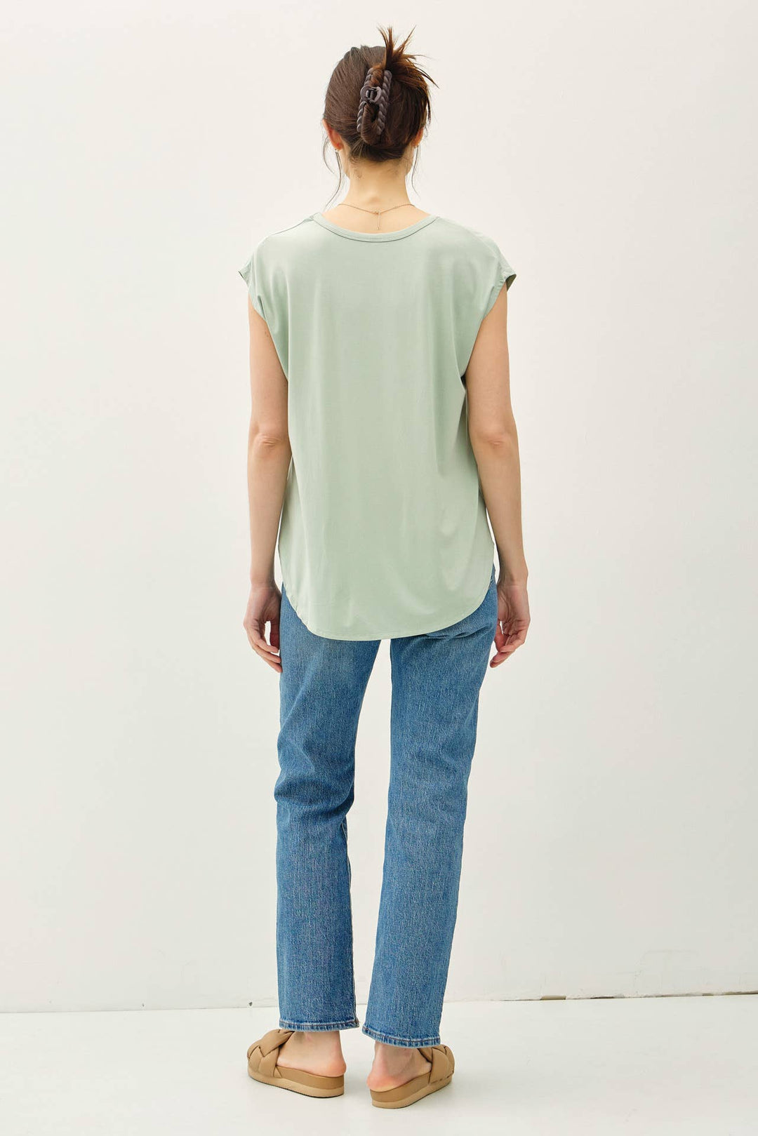 Be Cool | Bamboo Basic Scoop Neck Cap Sleeve Tee