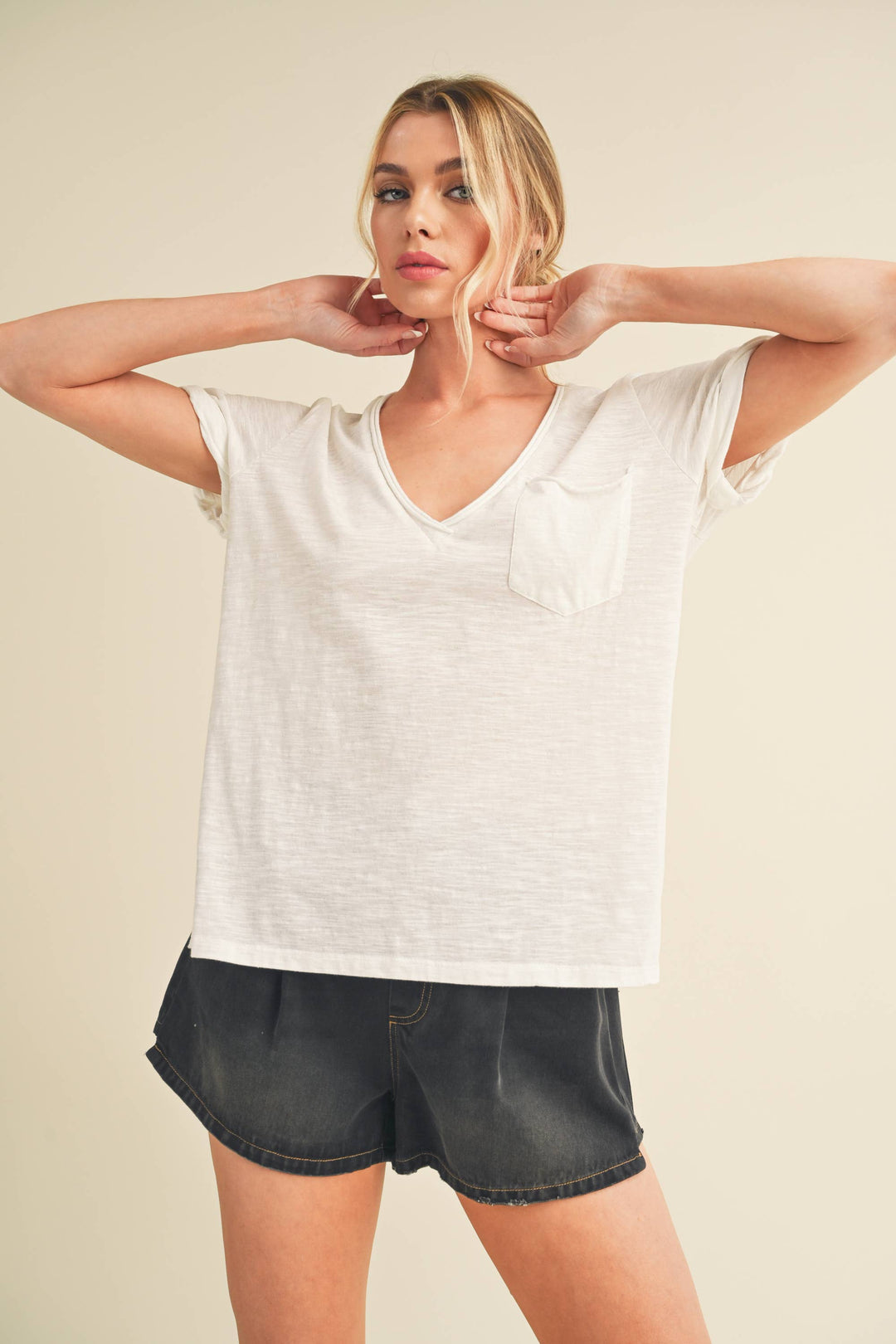 Aemi and Co | Zoie V-Neck Short Sleeve Top